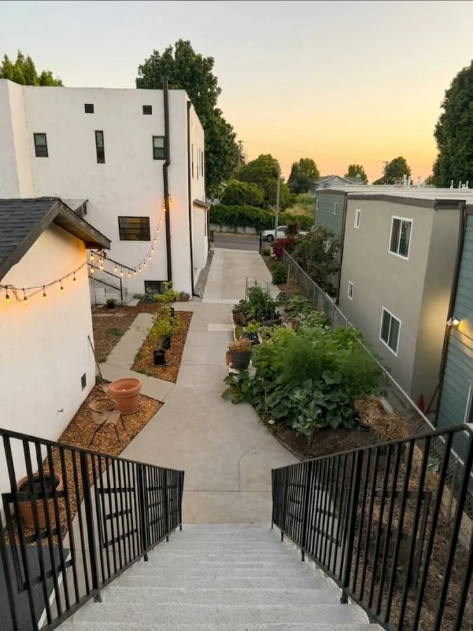 1833 19th St — Sale in Santa Monica, CA, photo 5 of 5