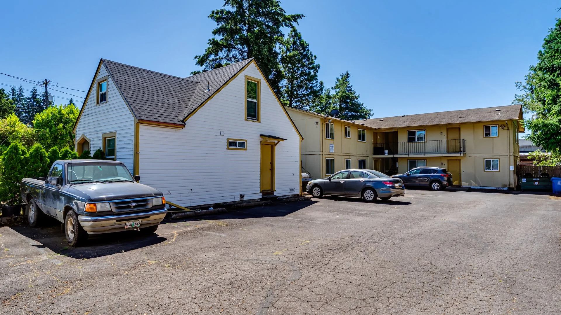 West Eugene Multifamily Portfolio — Sale in Eugene, OR, photo 4 of 8