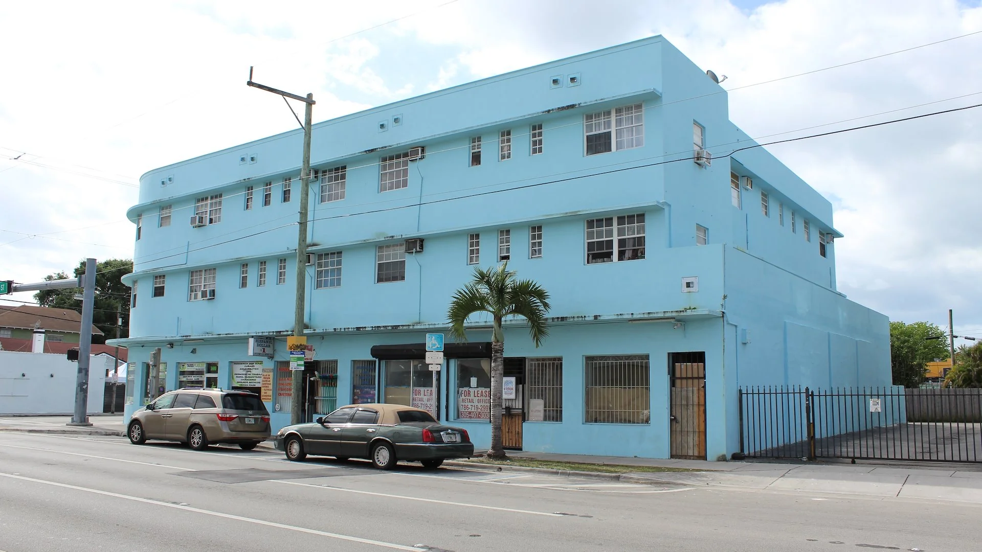 102 SW 16th Ave — Sale in Miami, FL, photo 2 of 3