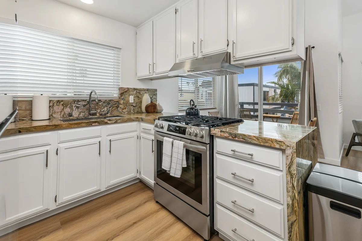 813-15 Isthmus Ct — Sale in San Diego, CA, photo 6 of 8