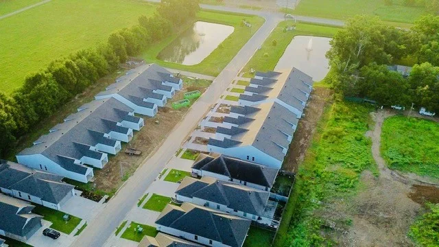 Landon Cove Portfolio — Sale in Lafayette, LA, photo 8 of 8