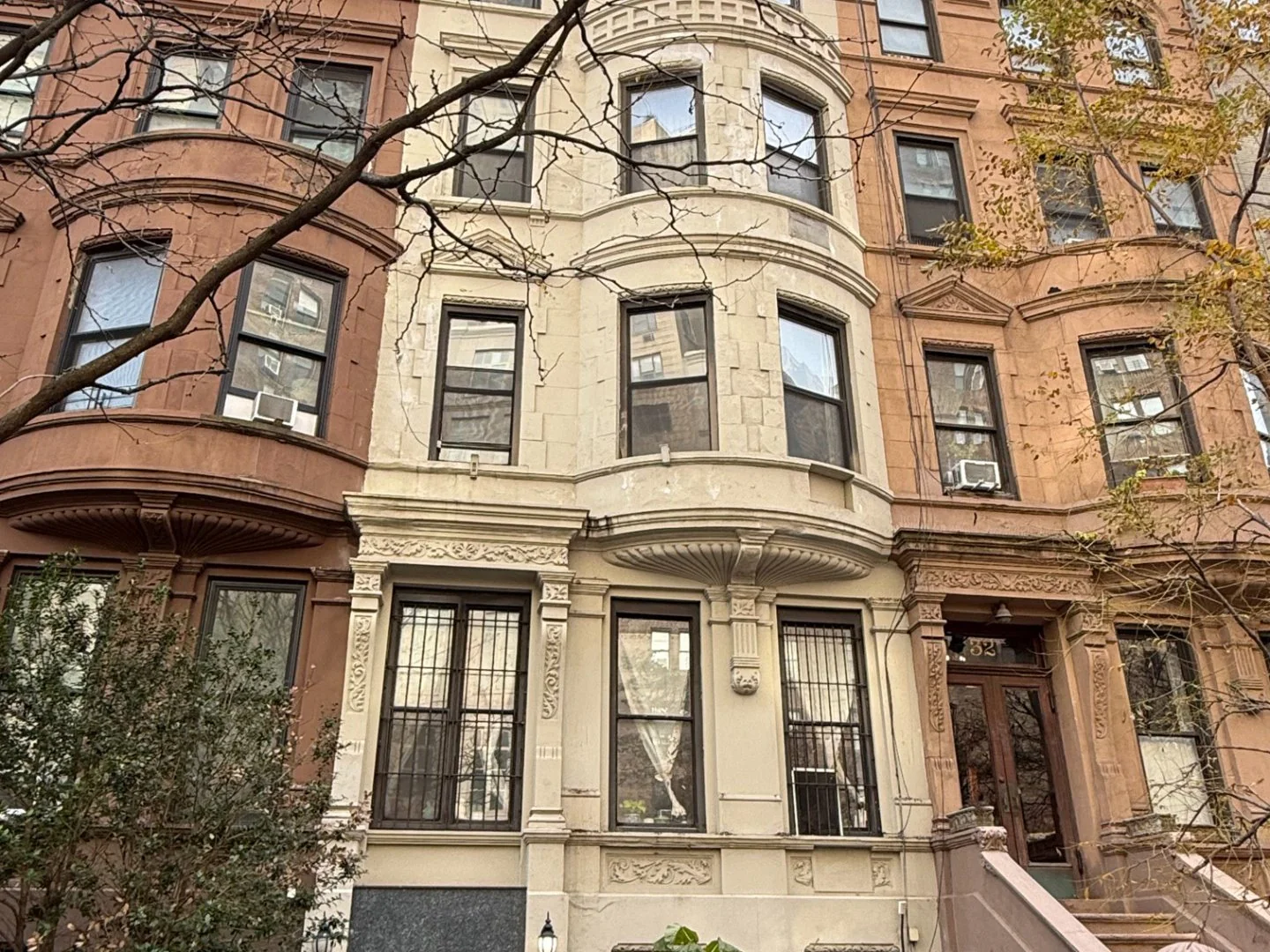 30 West 96th Street — Sale in New York, NY, photo 2 of 2
