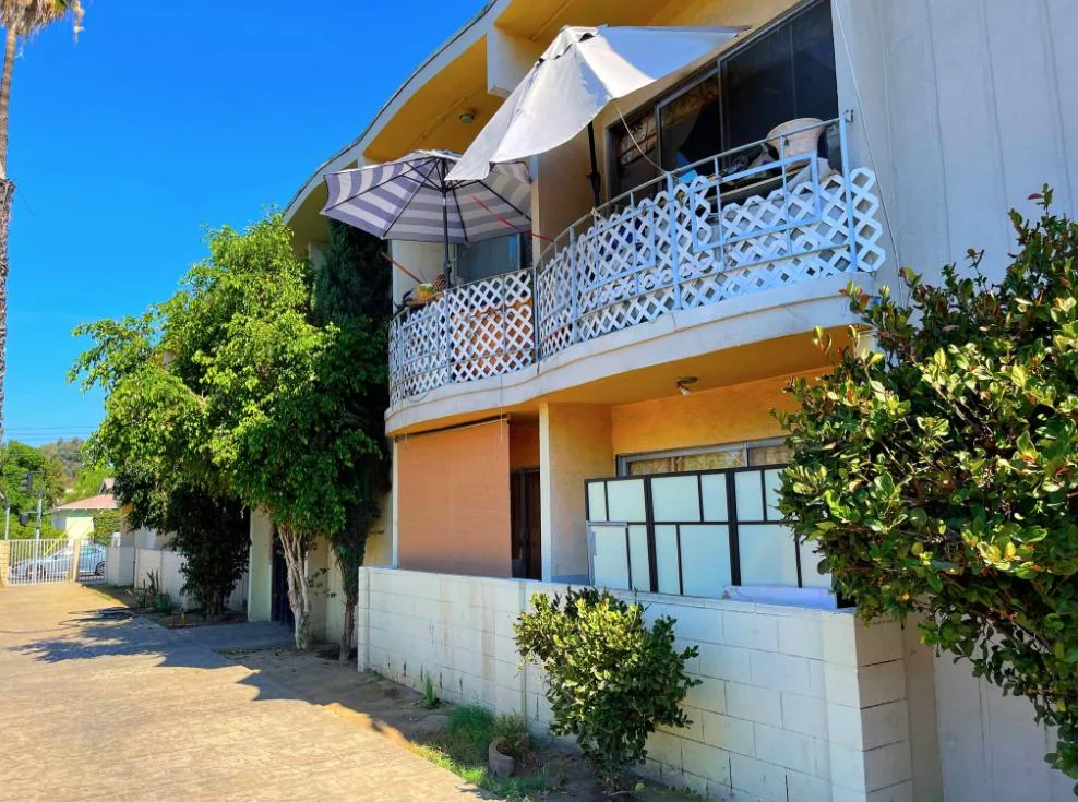 6956 Kester Avenue - Assumable Loan at 3.75% -… — Sale in Van Nuys, CA, photo 4 of 8