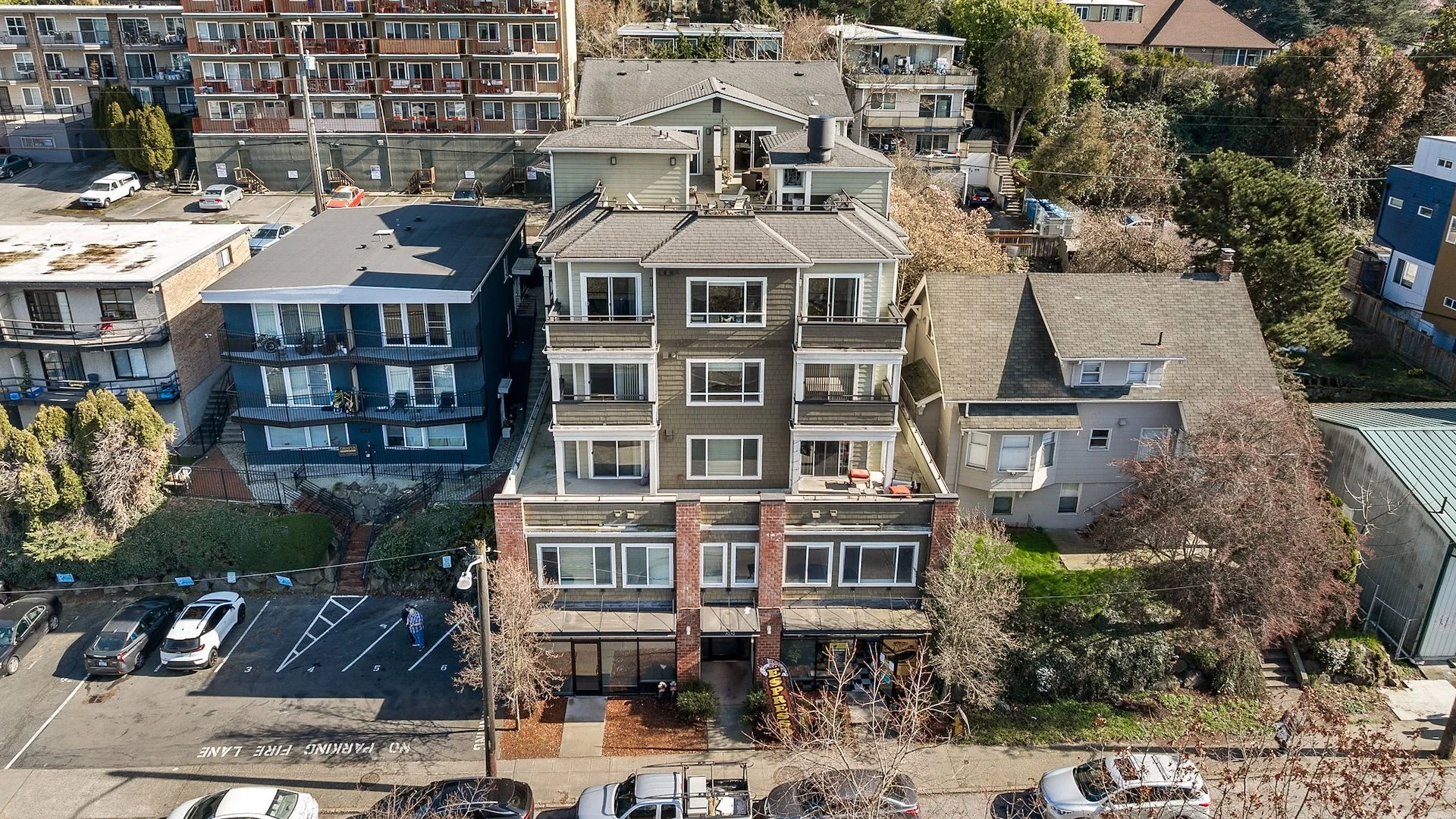 Eastbay Apartments — Sale in Seattle, WA, photo 3 of 8