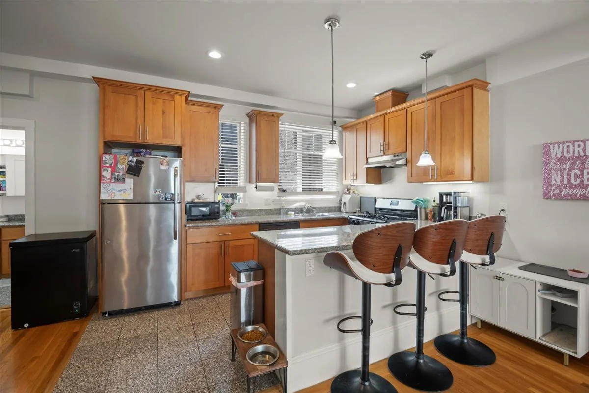 425 Hyde Street — Sale in San Francisco, CA, photo 6 of 6