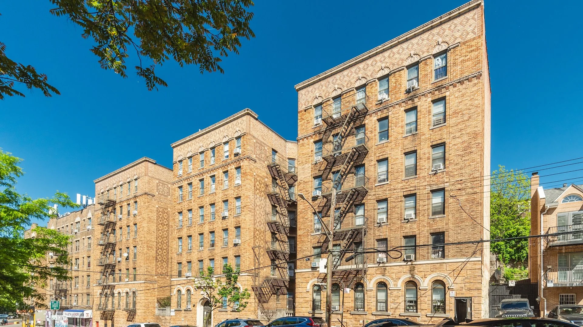 2300 Sedgwick Avenue — Sale in Bronx, NY, photo 1 of 3
