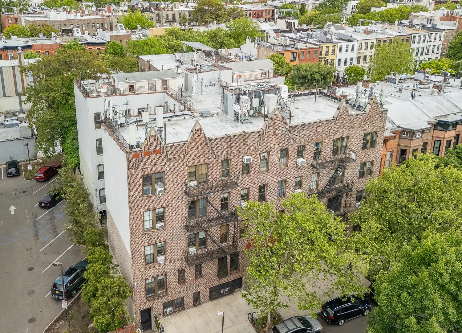 325 1st Street — Sale in Brooklyn, NY, photo 4 of 4