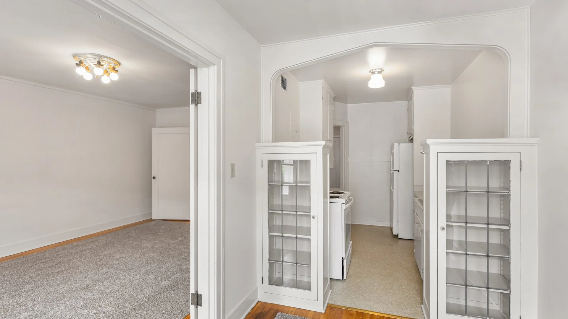 The Corinthian — Sale in Seattle, WA, photo 4 of 5