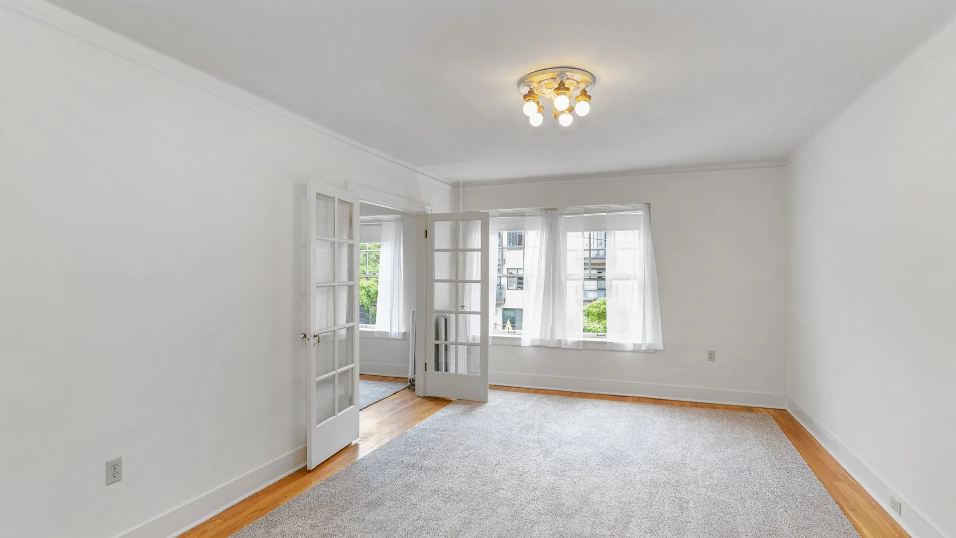 The Corinthian — Sale in Seattle, WA, photo 5 of 5
