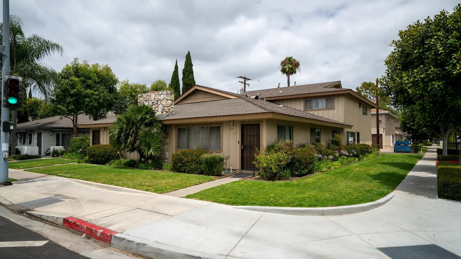 Hermosa Village Portfolio — Sale in Anaheim, CA, photo 2 of 6