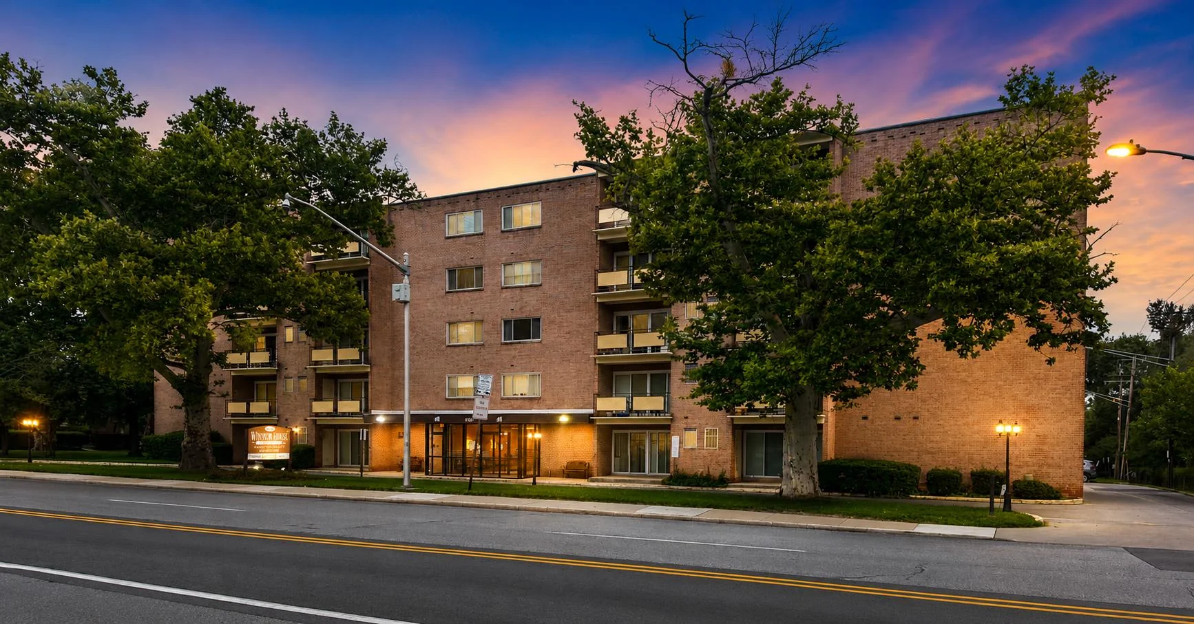 Windsor House Apartments — Sale in Baltimore, MD, photo 2 of 4