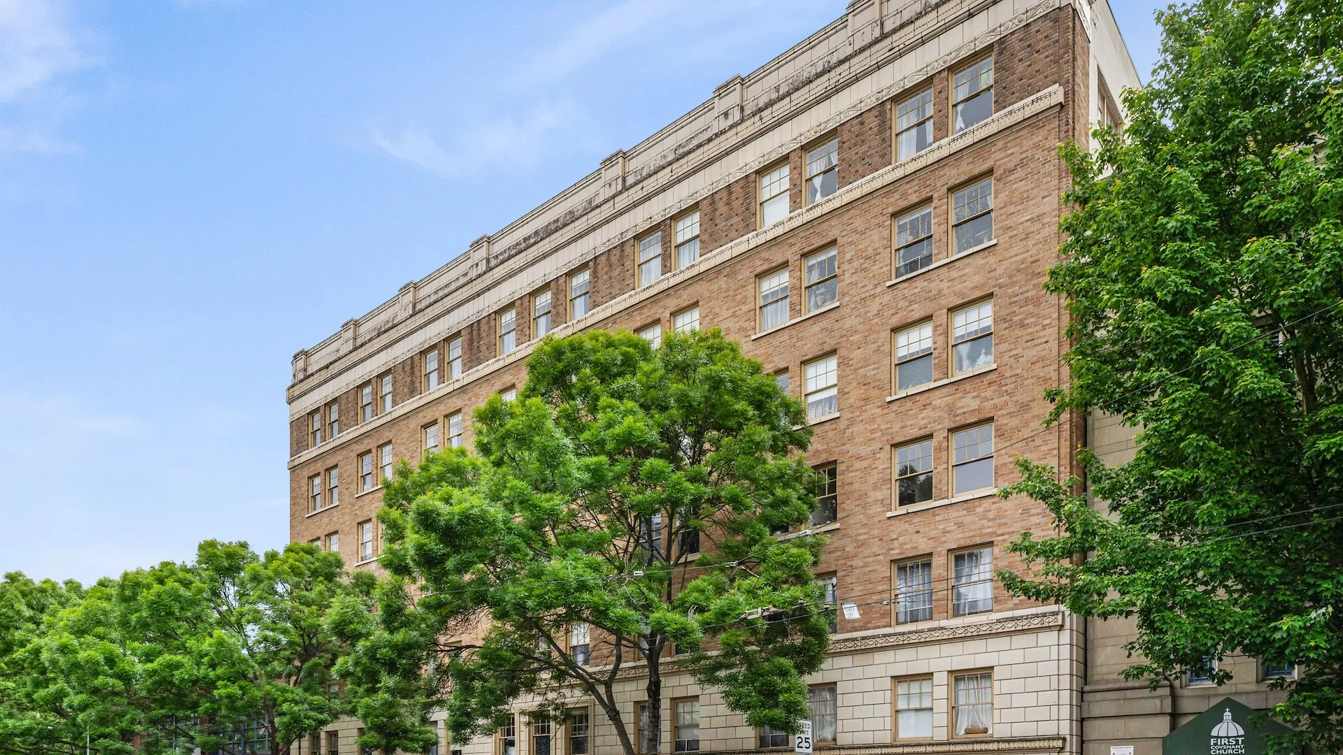 The McDermott — Sale in Seattle, WA, photo 1 of 5