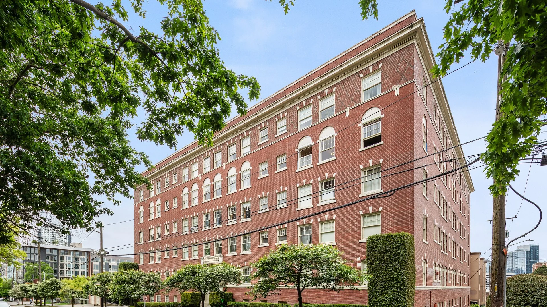 The Lenawee — Sale in Seattle, WA, photo 1 of 5
