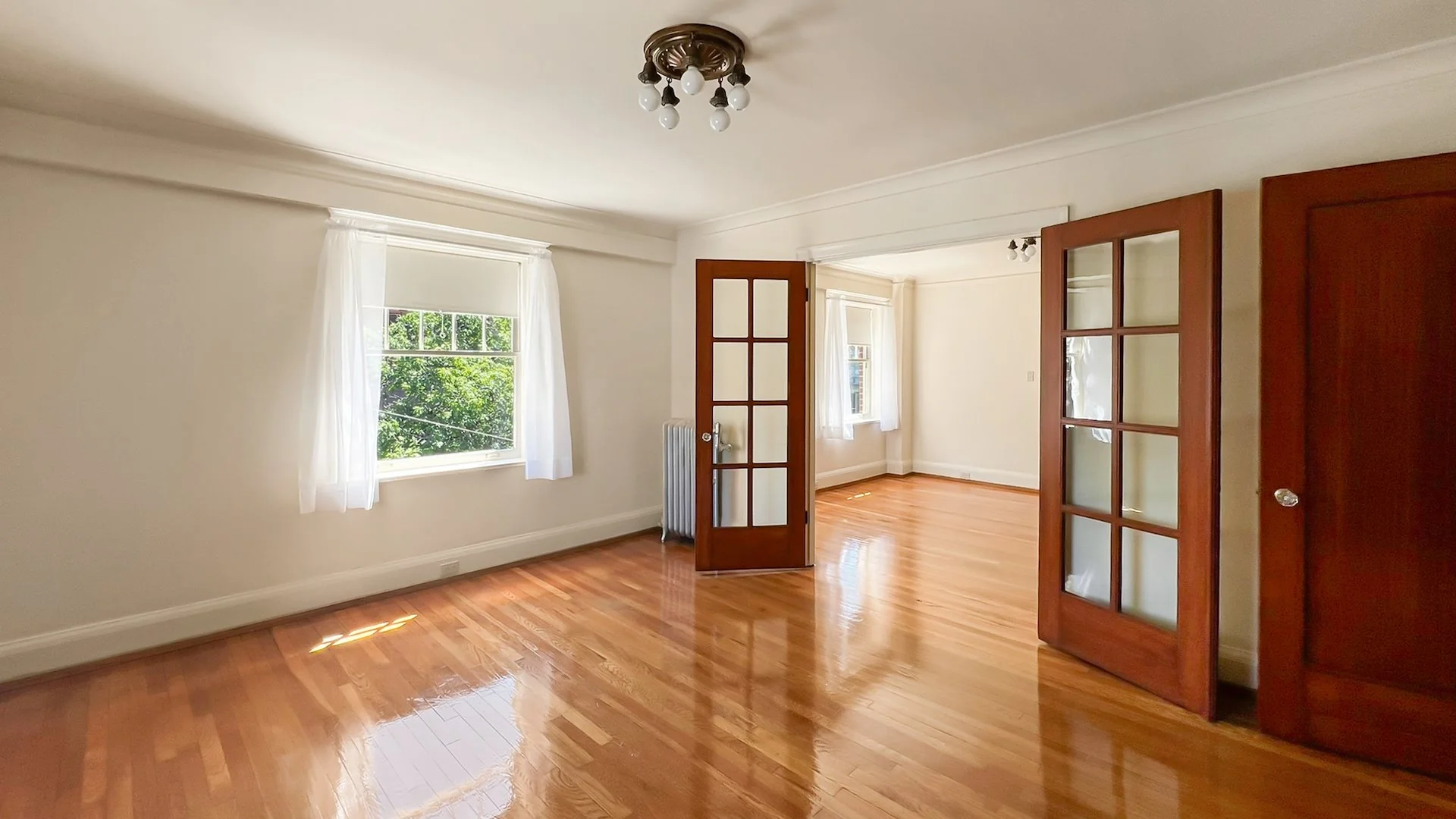 The Lenawee — Sale in Seattle, WA, photo 3 of 5