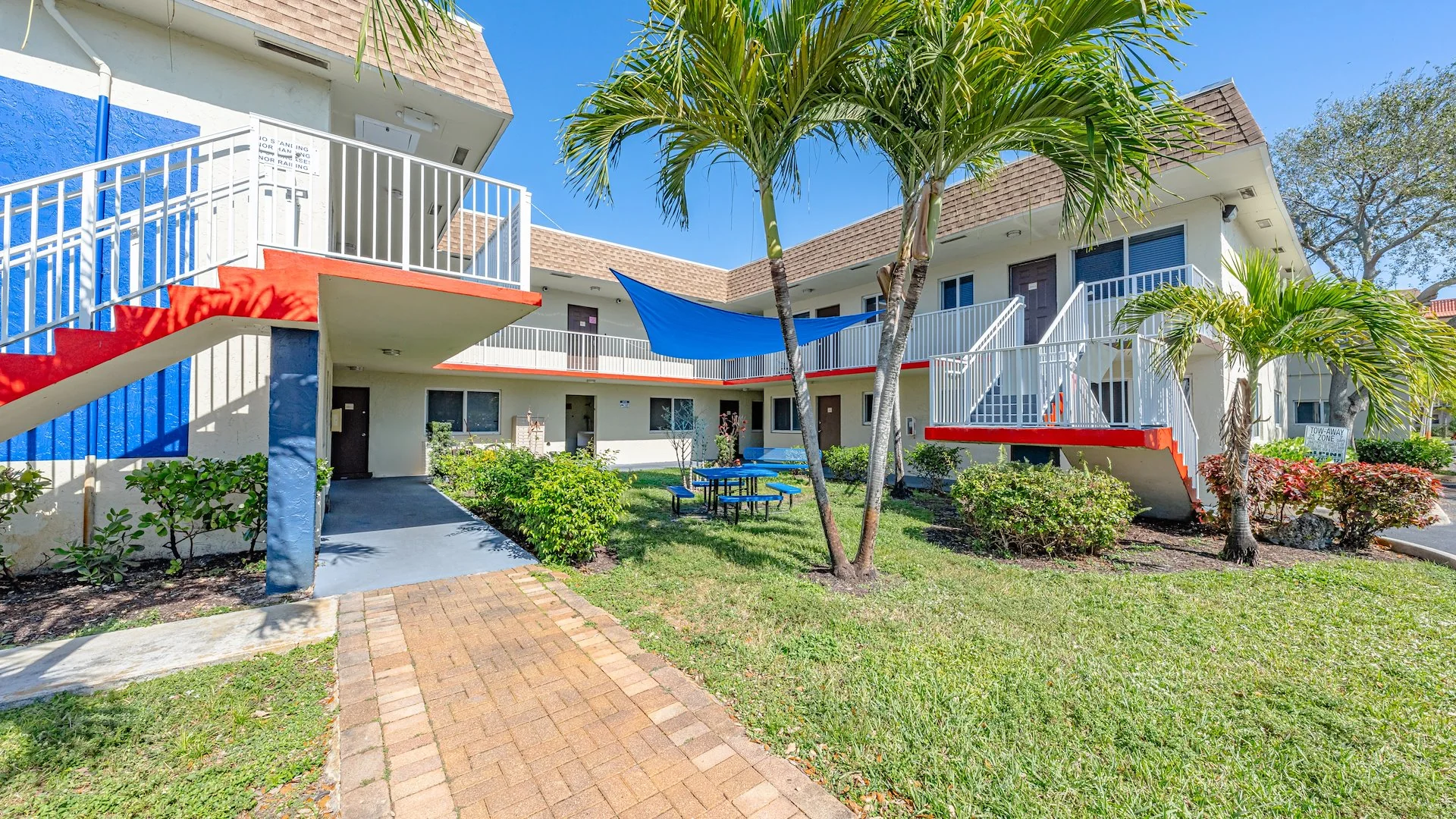 17th Place Apartments — Sale in Sunrise, FL, photo 8 of 8
