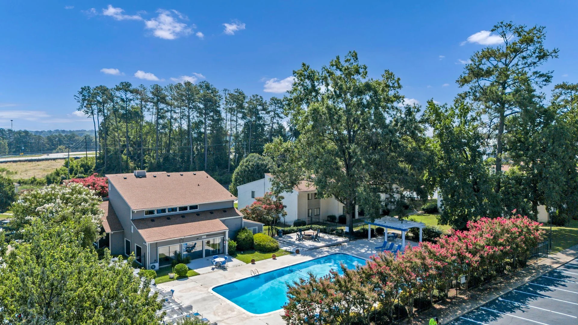 Gleneagle Apartments — Sale in Columbia, SC, photo 5 of 7