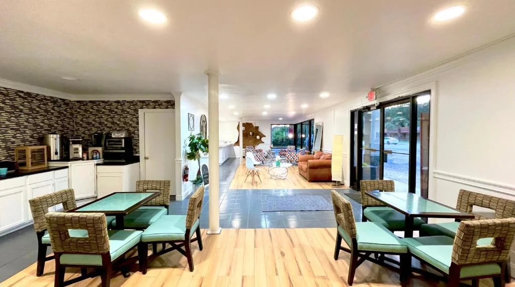 Budgetel Walterboro — Sale in Walterboro, SC, photo 4 of 5