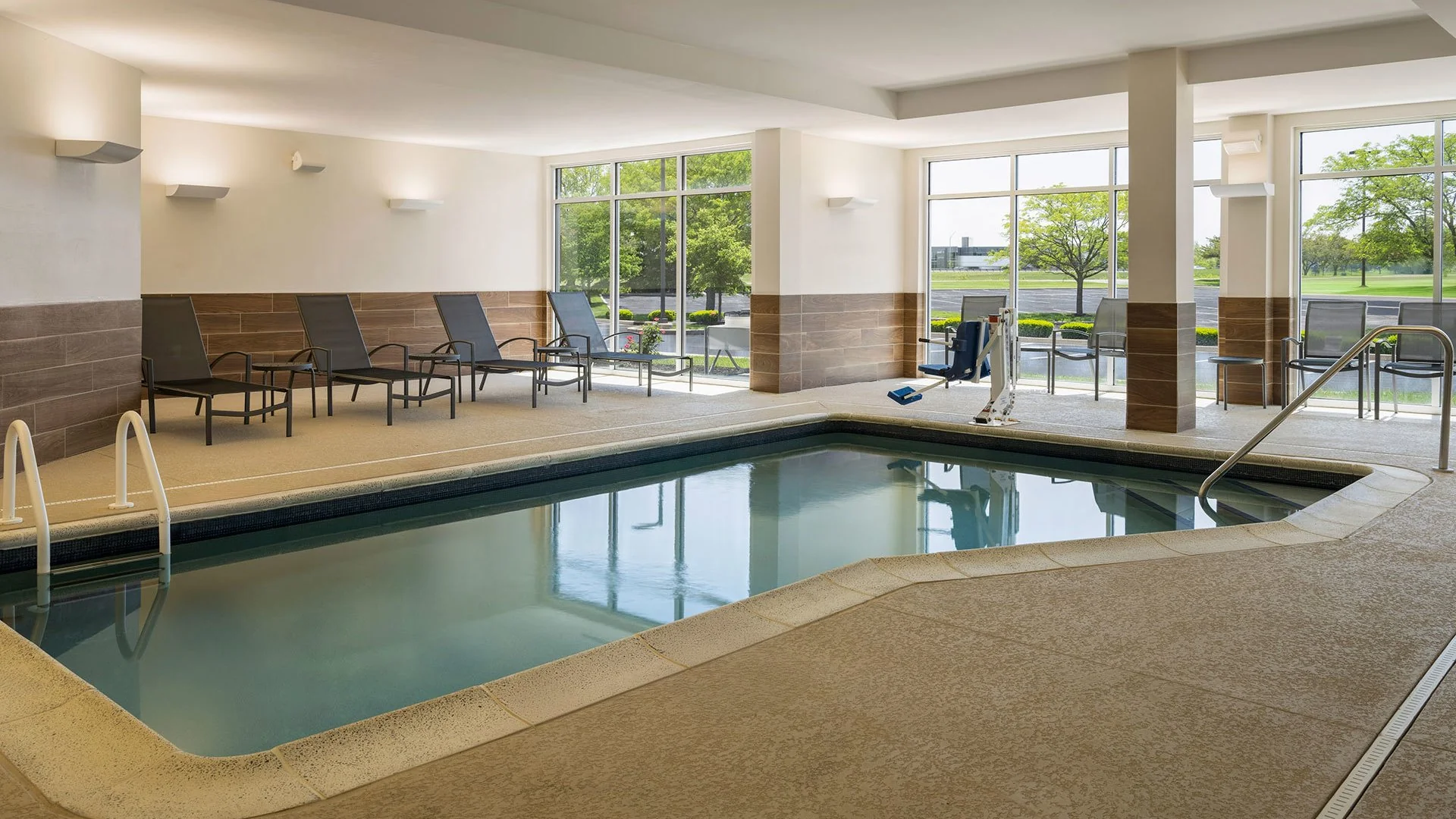 Fairfield Inn & Suites by Marriott Indianapolis Fishers — Sale in Indianapolis, IN, photo 4 of 5