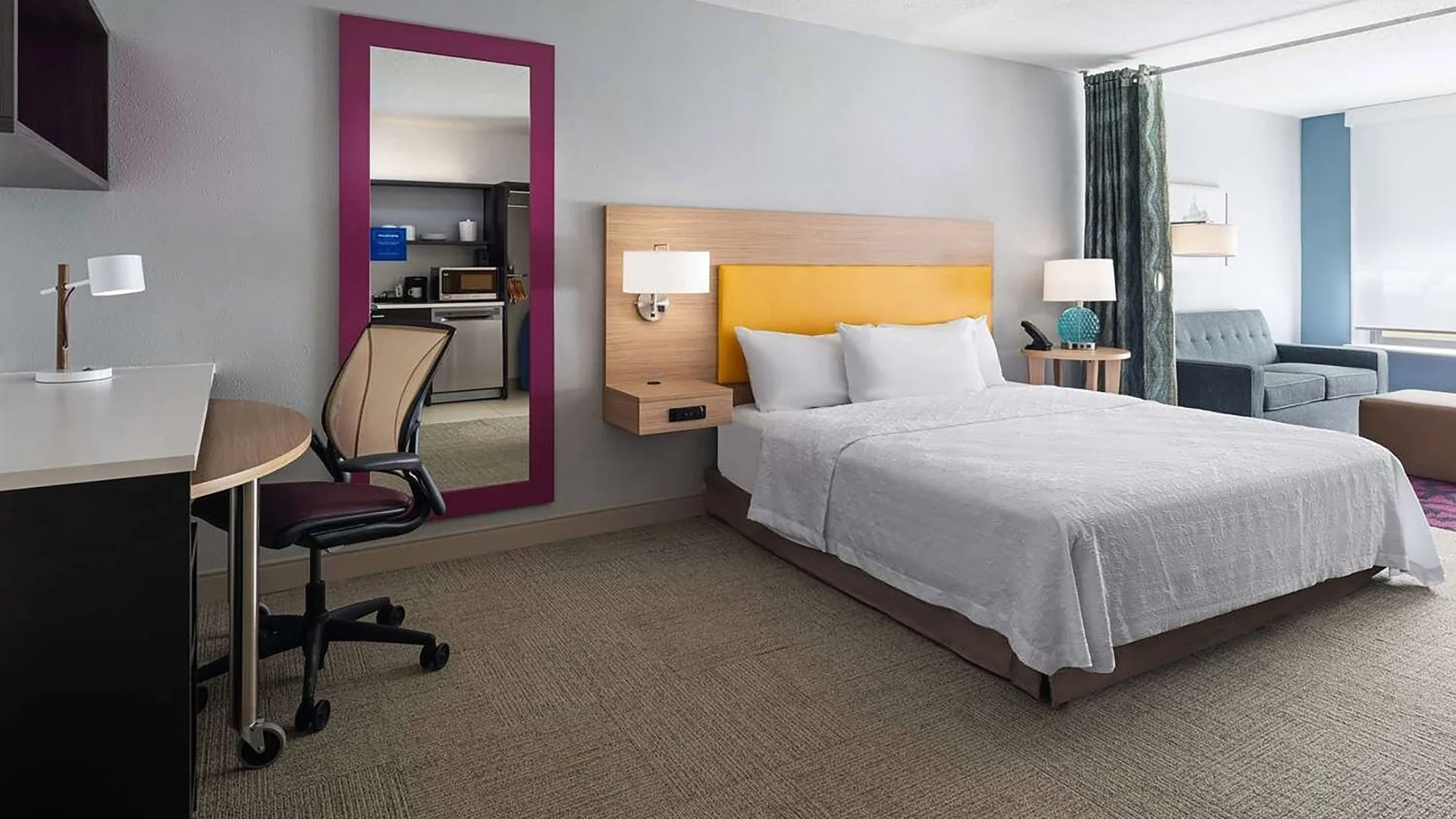 Home2 Suites by Hilton Indianapolis Keystone Crossing — Sale in Indianapolis, IN, photo 5 of 6