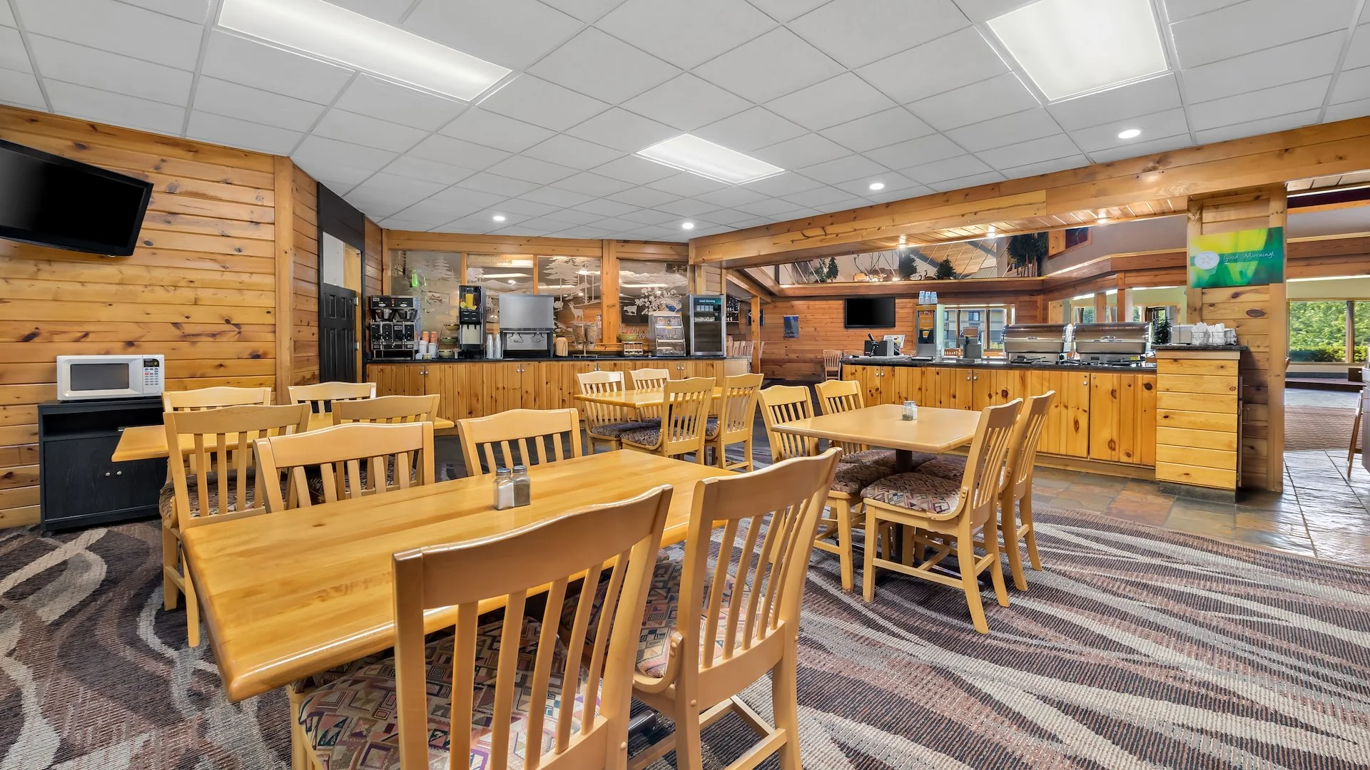 Auction - Quality Inn & Suites — Sale in Black River Falls, WI, photo 2 of 5