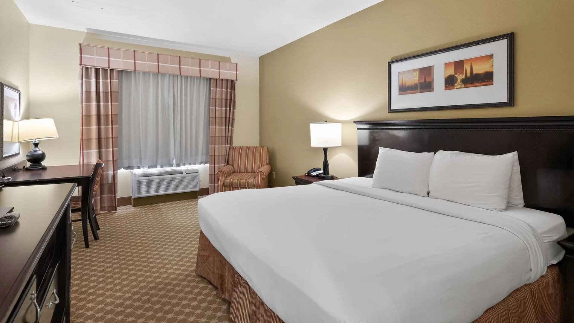 Country Inn & Suites by Radisson, Conway, AR — Sale in Conway, AR, photo 6 of 6