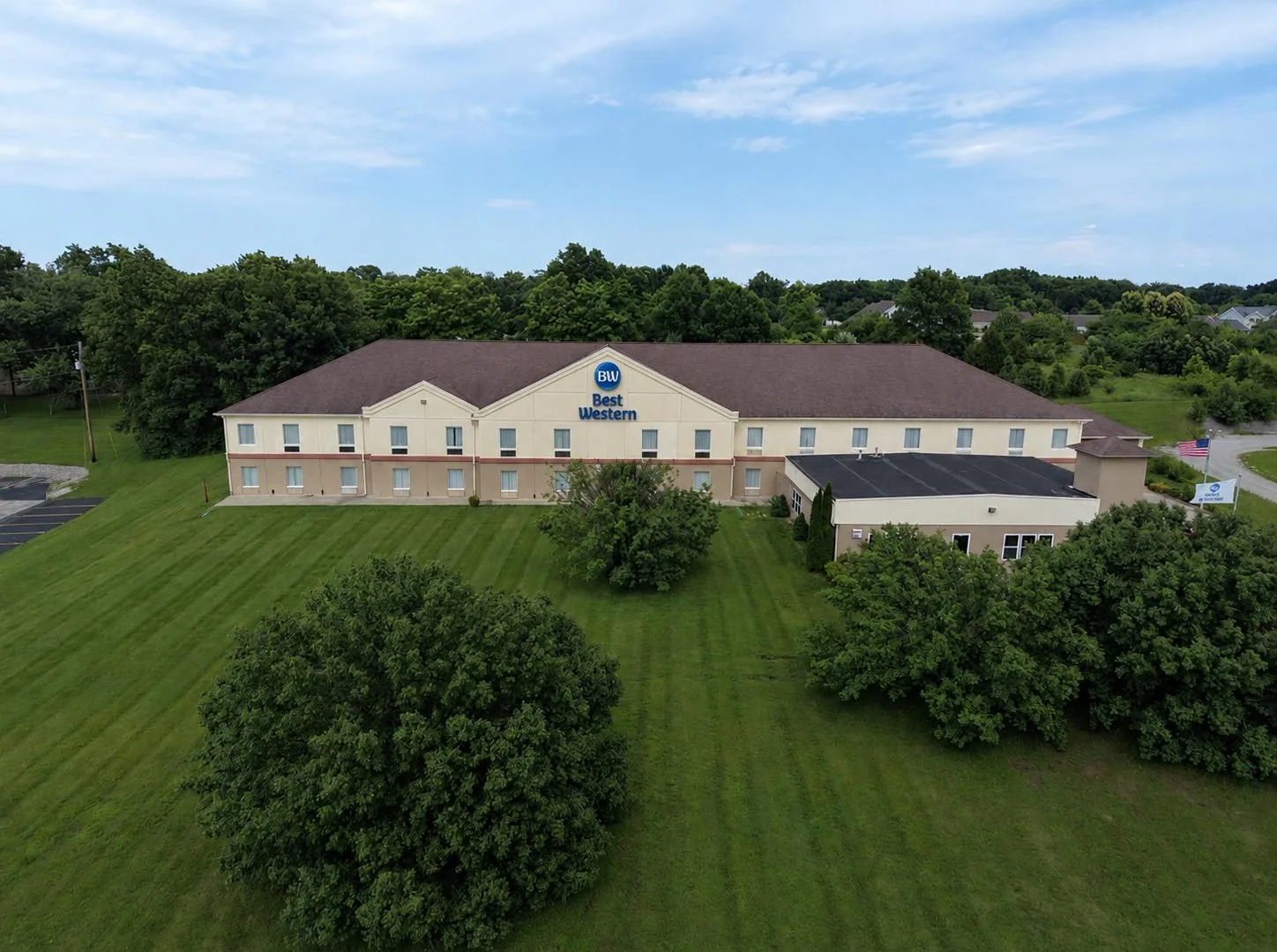 Best Western Teal Lake Inn — Sale in Mexico, MO, photo 1 of 6