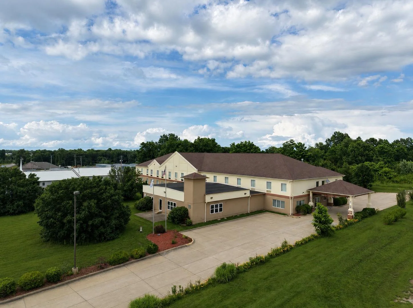 Best Western Teal Lake Inn — Sale in Mexico, MO, photo 2 of 6