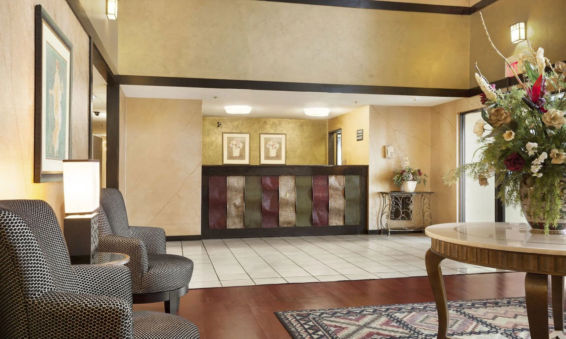 Super 8 by Wyndham Milwaukee Airport — Sale in Milwaukee, WI, photo 3 of 3