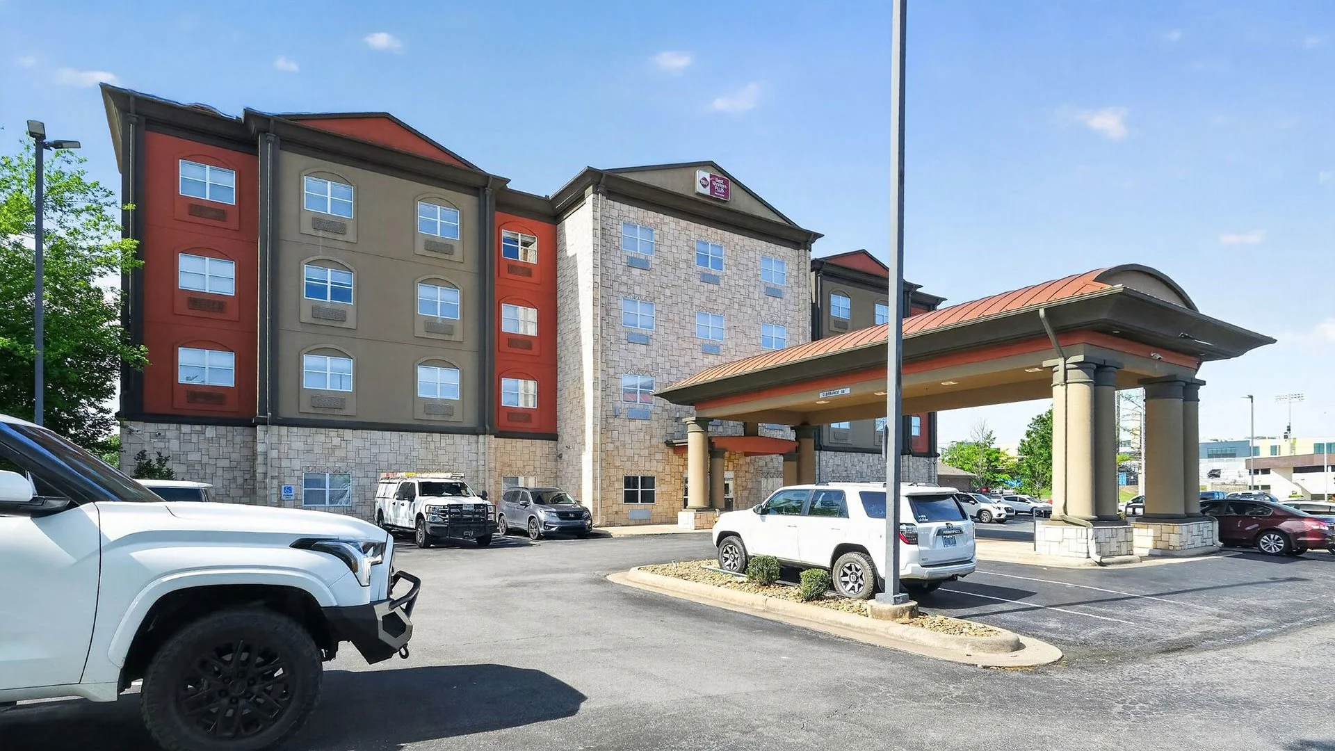 Best Western Plus JFK Inn & Suites — Sale in North Little Rock, AR, photo 1 of 6