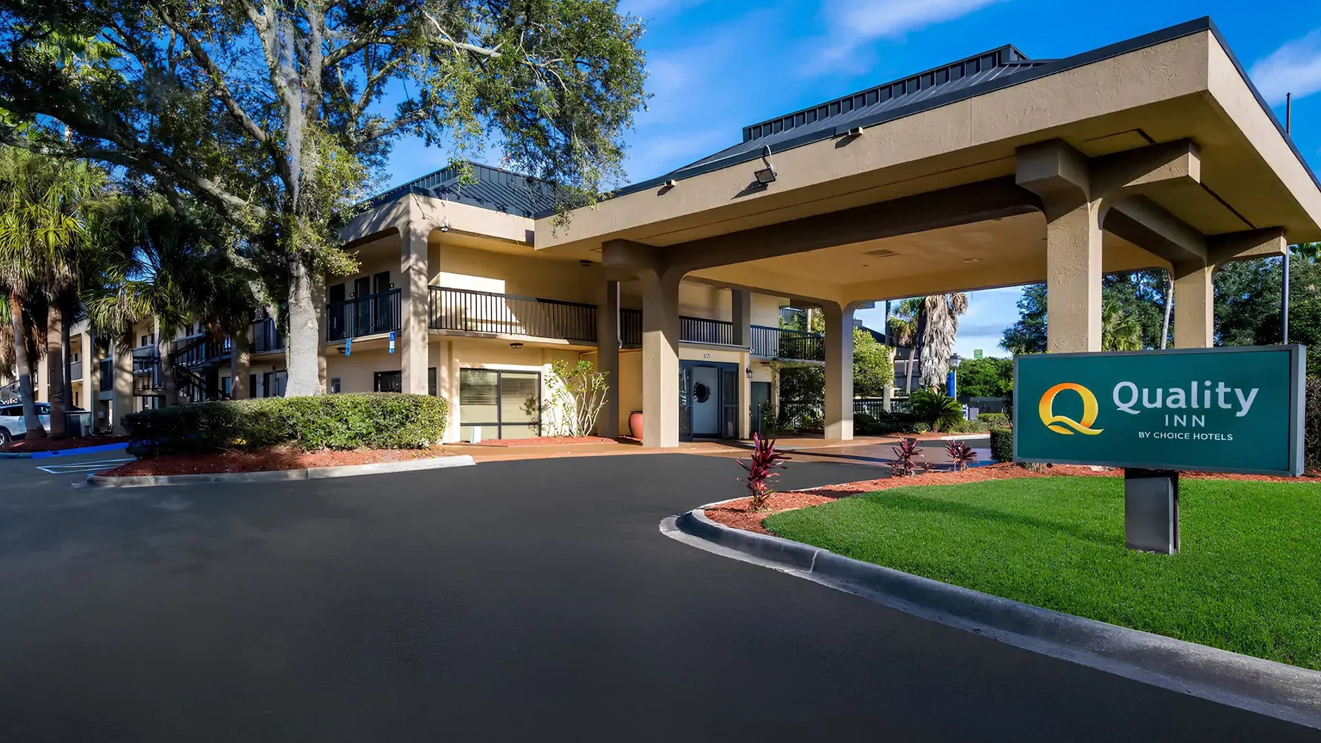 Quality Inn Orange Park Jacksonville — Sale in Jacksonville, FL, photo 1 of 5