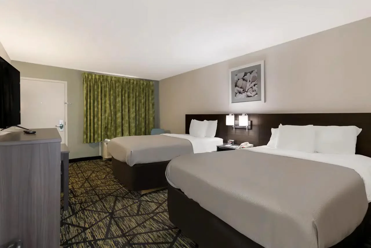 Quality Inn Orange Park Jacksonville — Sale in Jacksonville, FL, photo 4 of 5