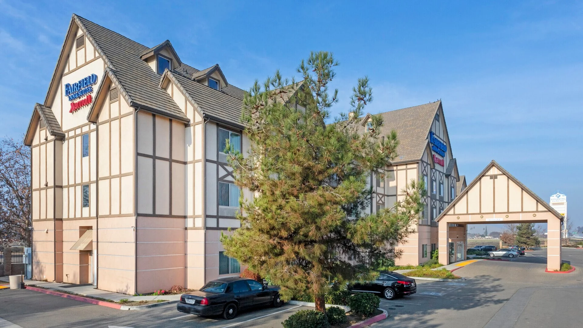 Fairfield Inn & Suites Selma Kingsburg — Sale in Kingsburg, CA, photo 1 of 5
