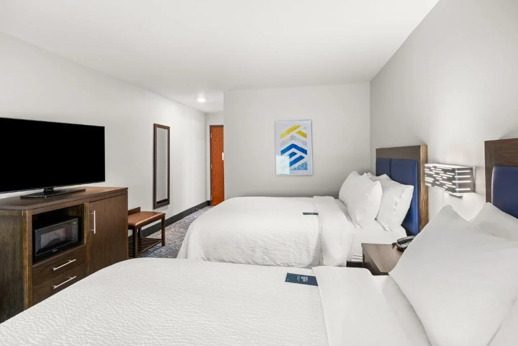 Holiday Inn Express — Sale in Asheville, NC, photo 5 of 5