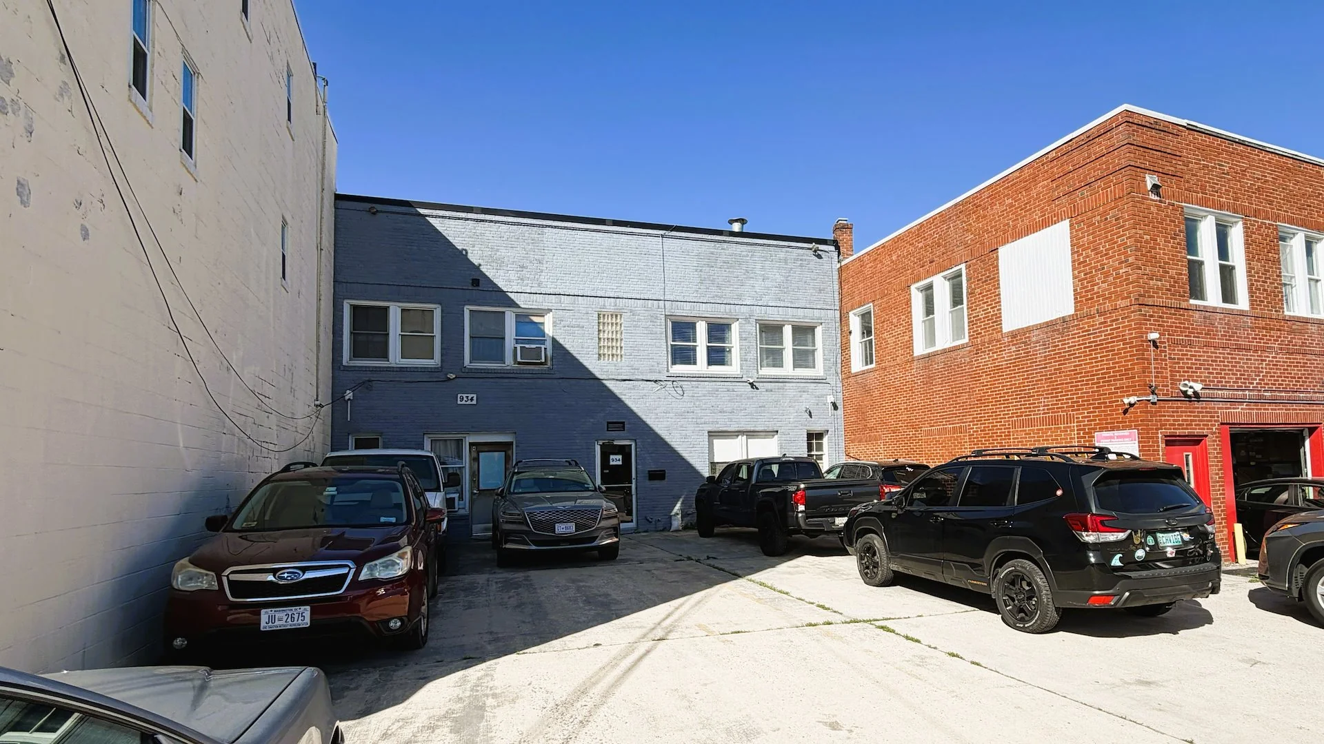 934 Philadelphia Ave — Sale in Silver Spring, MD, photo 1 of 7