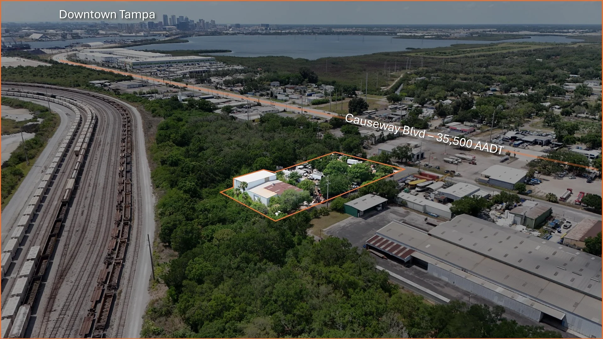 8,790 SF Warehouse | Manufacturing Zoning | 1.38 AC — Sale in Tampa, FL, photo 1 of 8