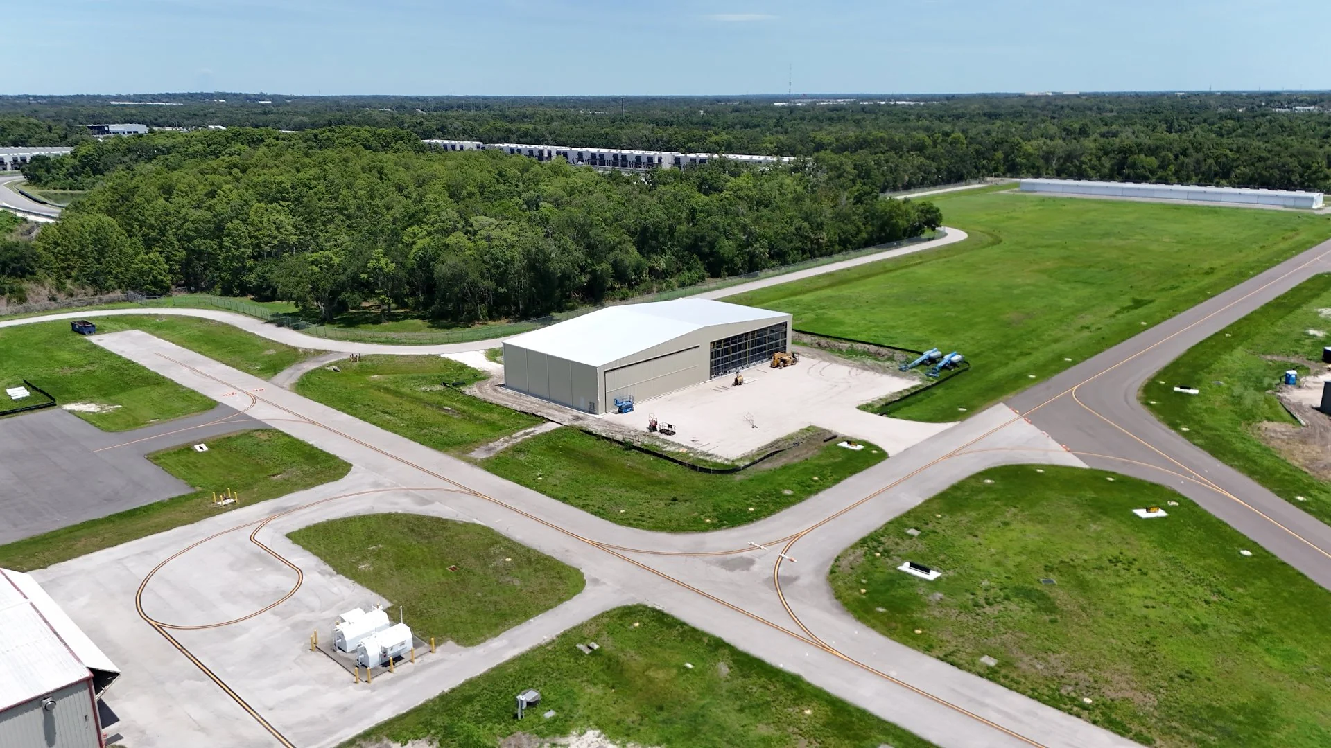 New Const. Hangar | Tampa Exec. Airport | 6,000 SF — Sale in Tampa, FL, photo 2 of 5