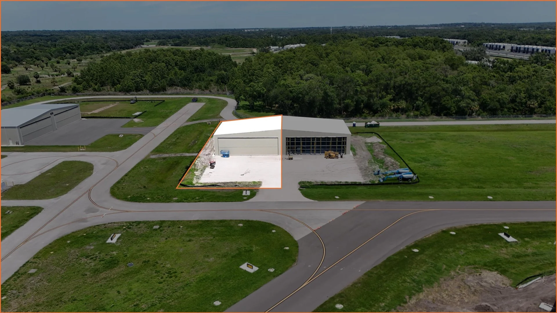 New Const. Hangar | Tampa Exec. Airport | 6,000 SF — Sale in Tampa, FL, photo 3 of 5