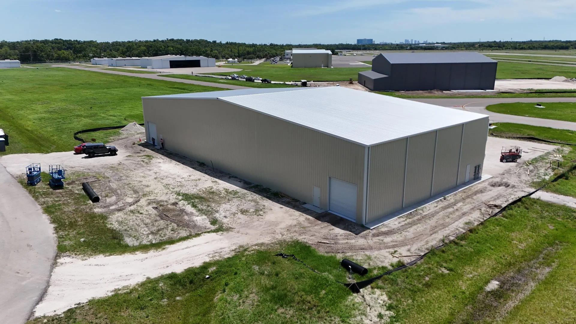 New Const. Hangar | Tampa Exec. Airport | 6,000 SF — Sale in Tampa, FL, photo 4 of 5