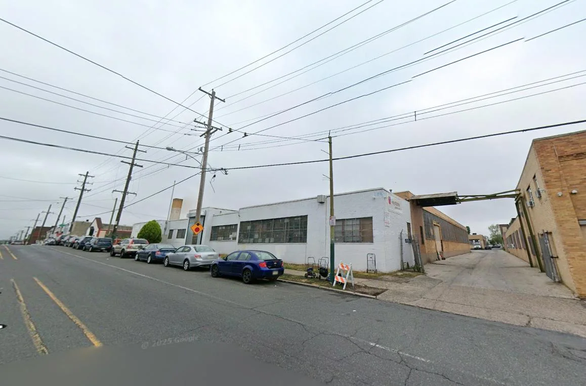 185 W Wyoming Ave — Sale in Philadelphia, PA, photo 2 of 4