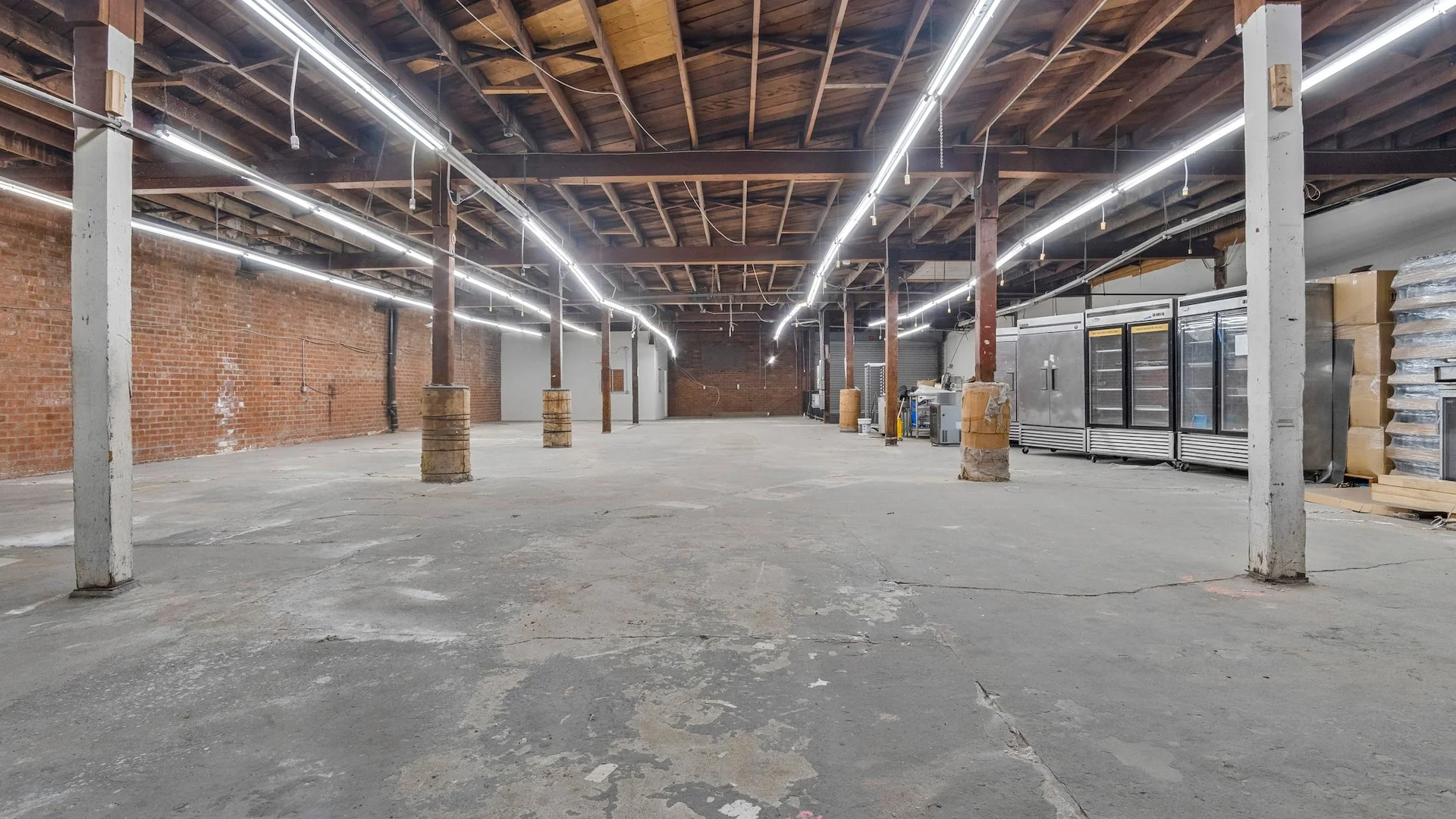 150-154 E 58th Street — Sale in Los Angeles, CA, photo 5 of 5