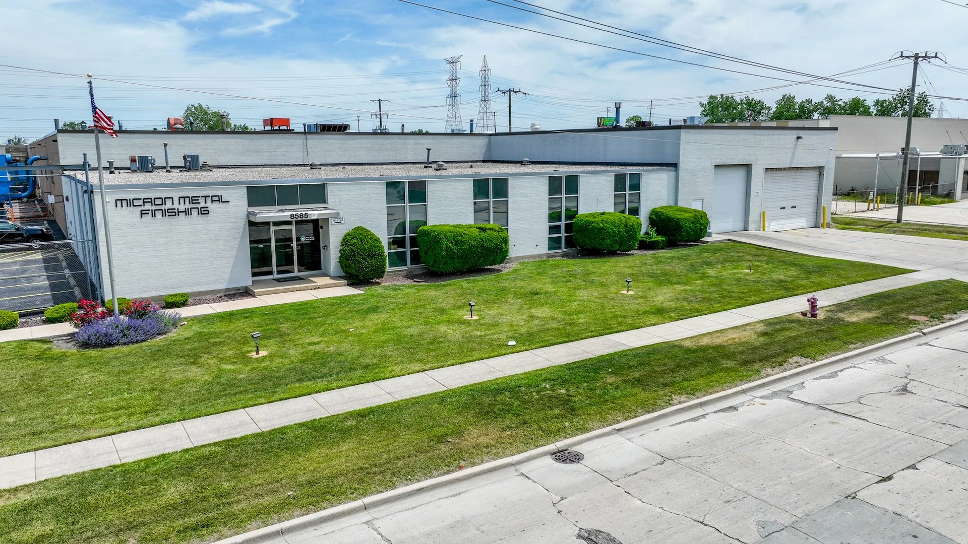 Single-Tenant Industrial | North I-55 Corridor — Sale in Bridgeview, IL, photo 1 of 2