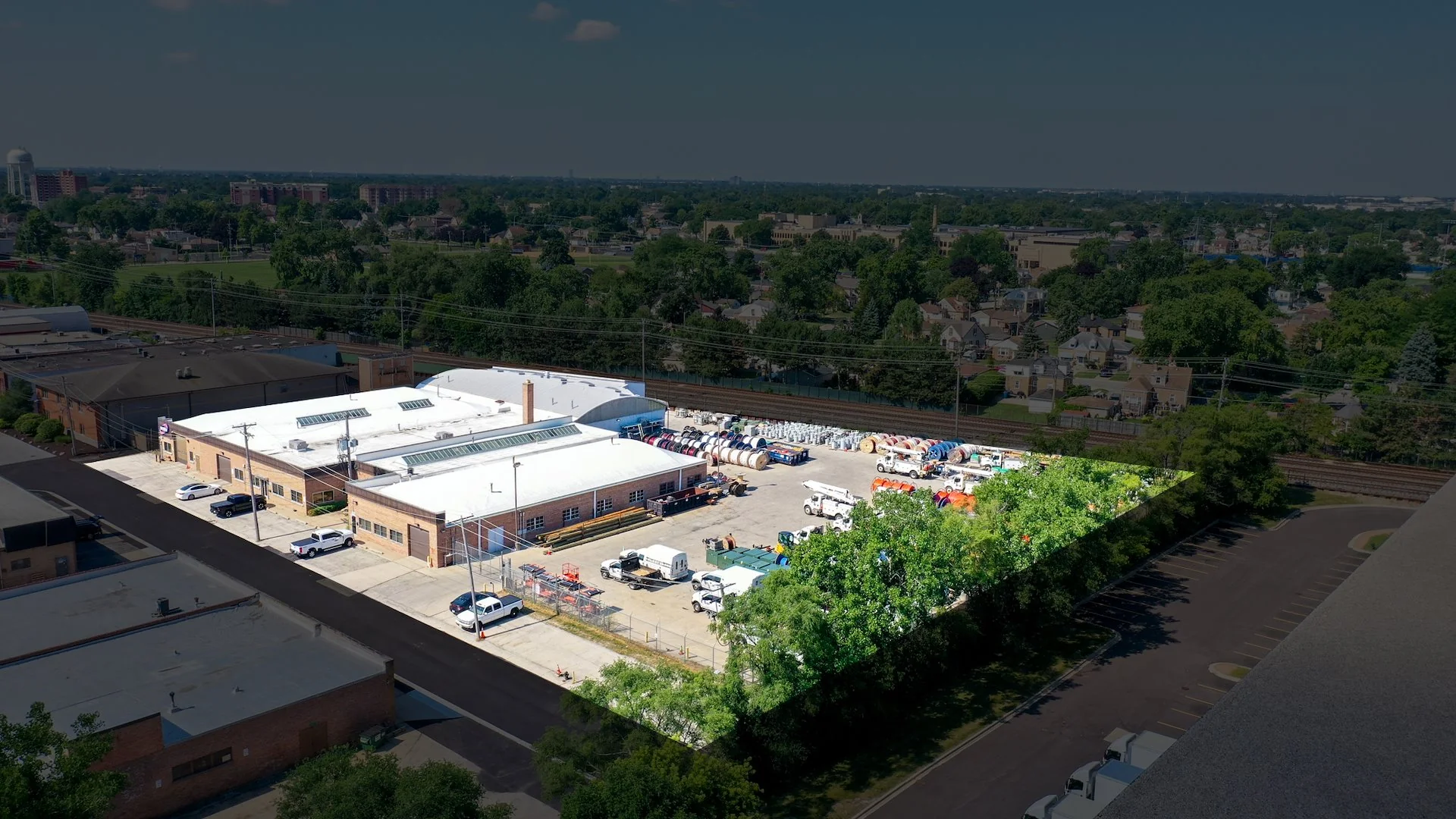 INTREN | O'Hare Single-Tenant IOS — Sale in Franklin Park, IL, photo 2 of 2