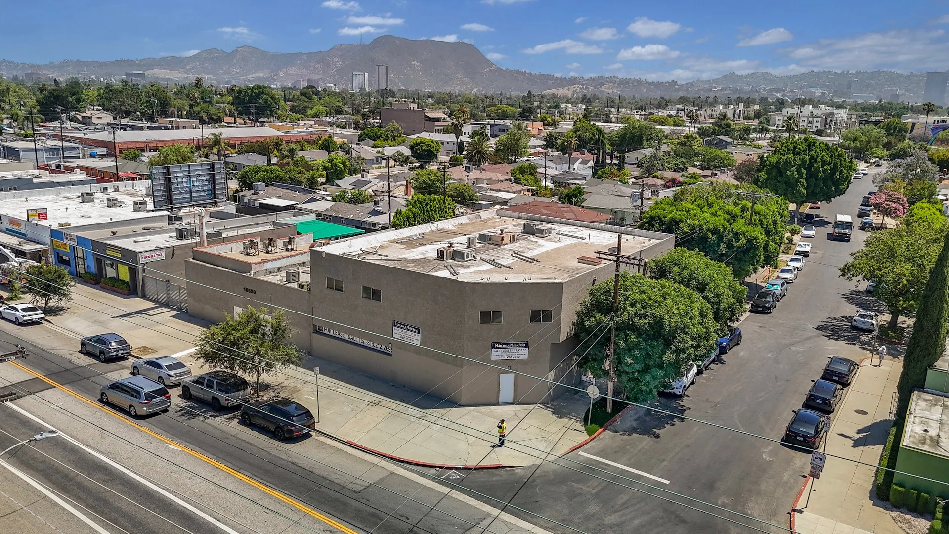 10650-10658 Burbank Blvd & 5558 Cartwright Ave — Sale in Los Angeles, CA, photo 1 of 5