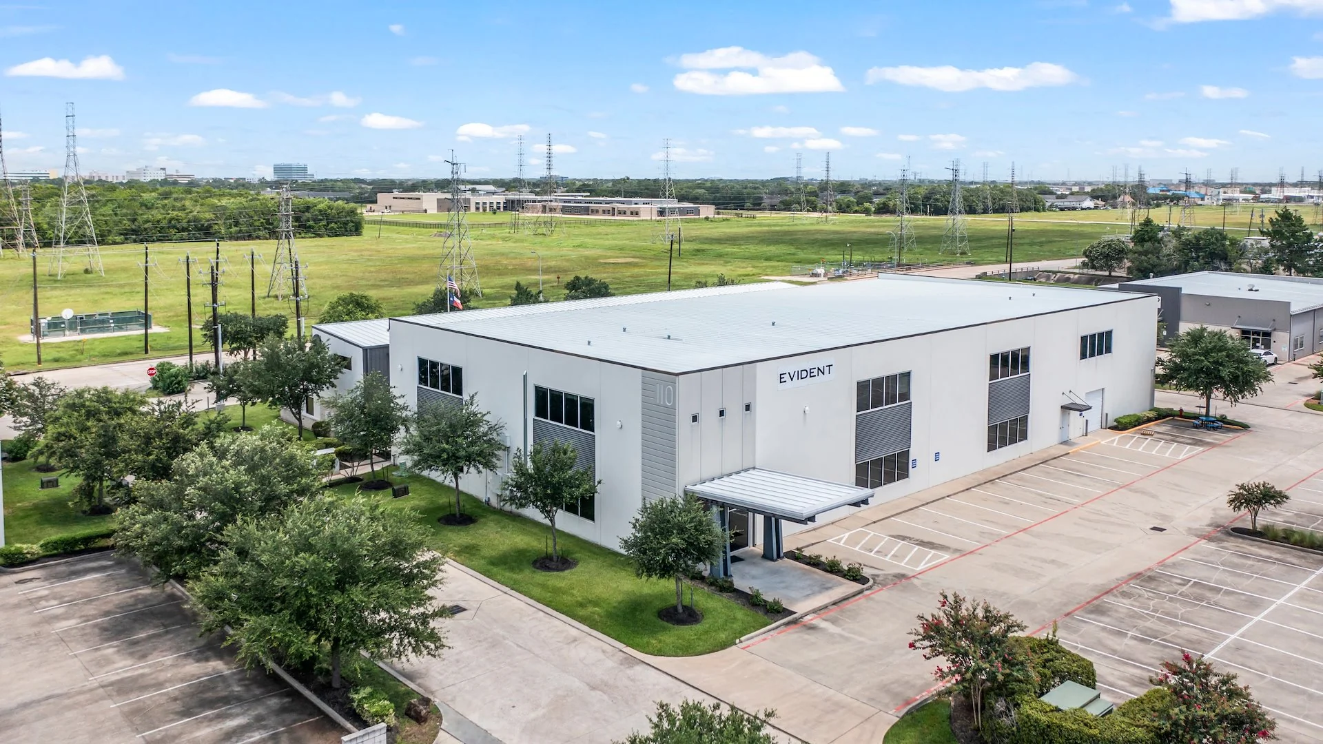 Evident — Sale in Webster, TX, photo 5 of 5