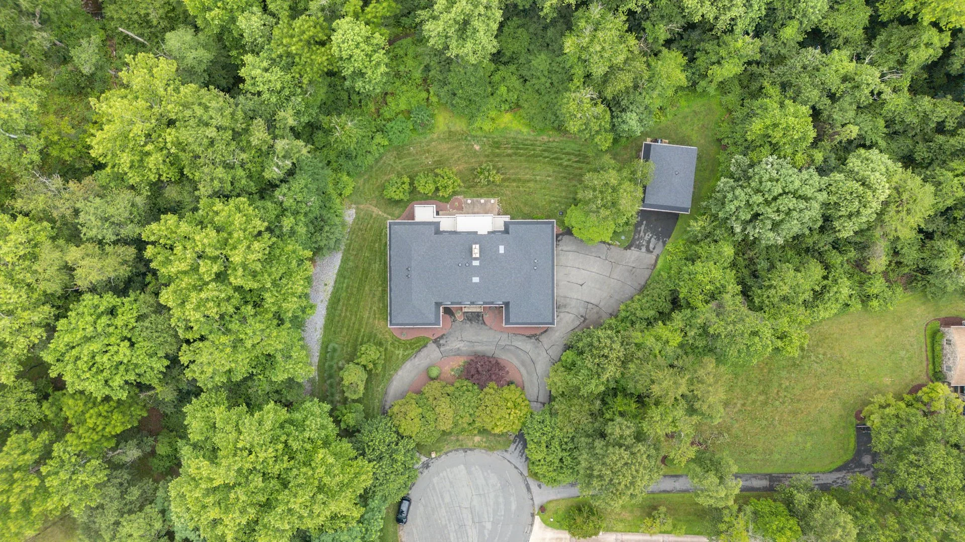 3.04 Acre Legacy Estate + Adaptive Reuse Opportunity — Sale in Rockville, MD, photo 2 of 2