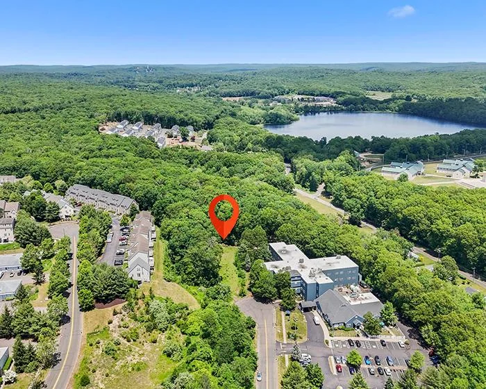Flexible-Use Development Site | 1.11 Acres — Sale in East Lyme, CT, photo 1 of 4