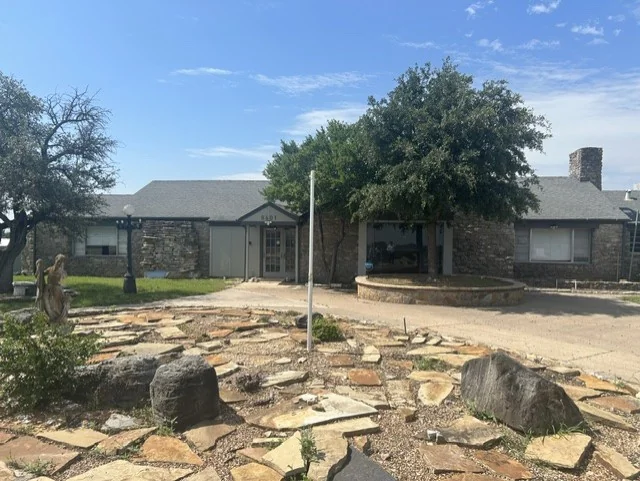8601 Jacksboro Highway — Sale in Lakeside, TX, photo 1 of 2