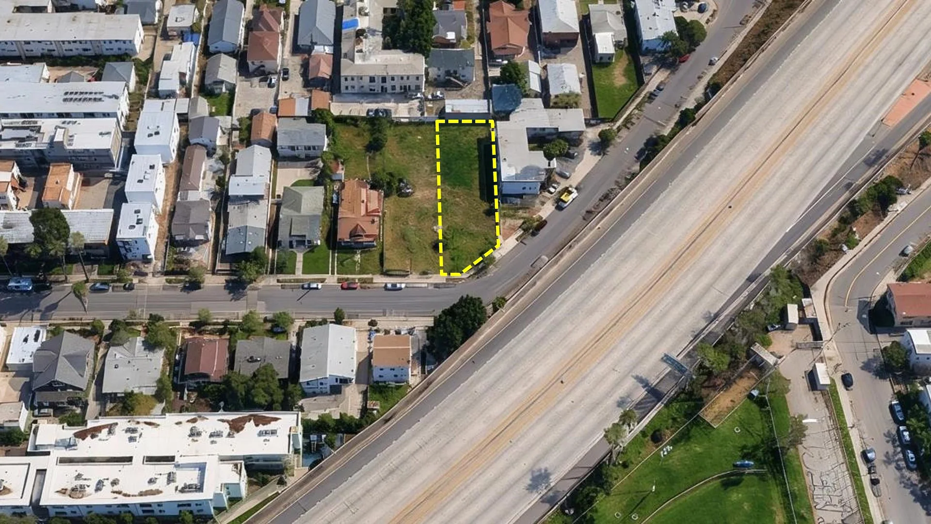 926 N Kingsley Dr — Sale in Los Angeles, CA, photo 1 of 3