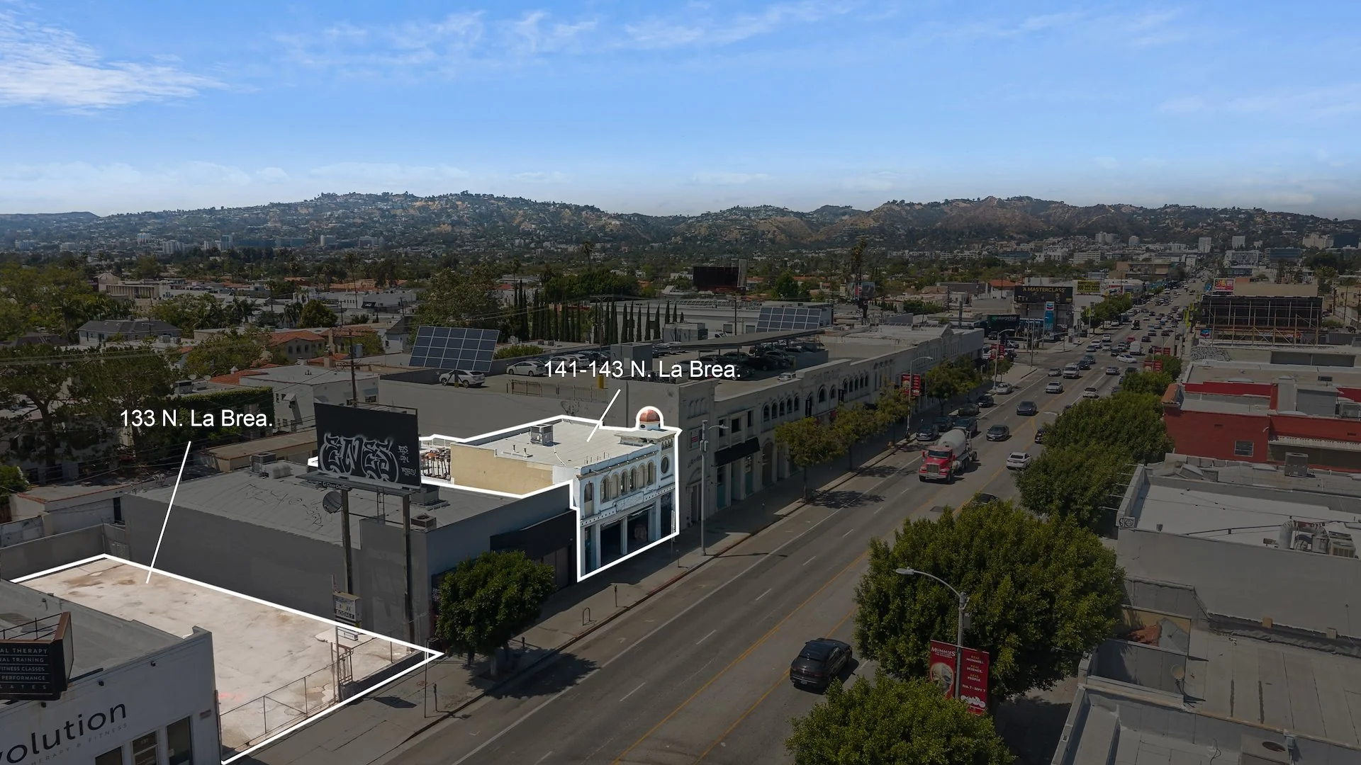 133 N La Brea Ave, Los Angeles, CA 90036 — Sale in Los Angeles, CA, photo 3 of 6