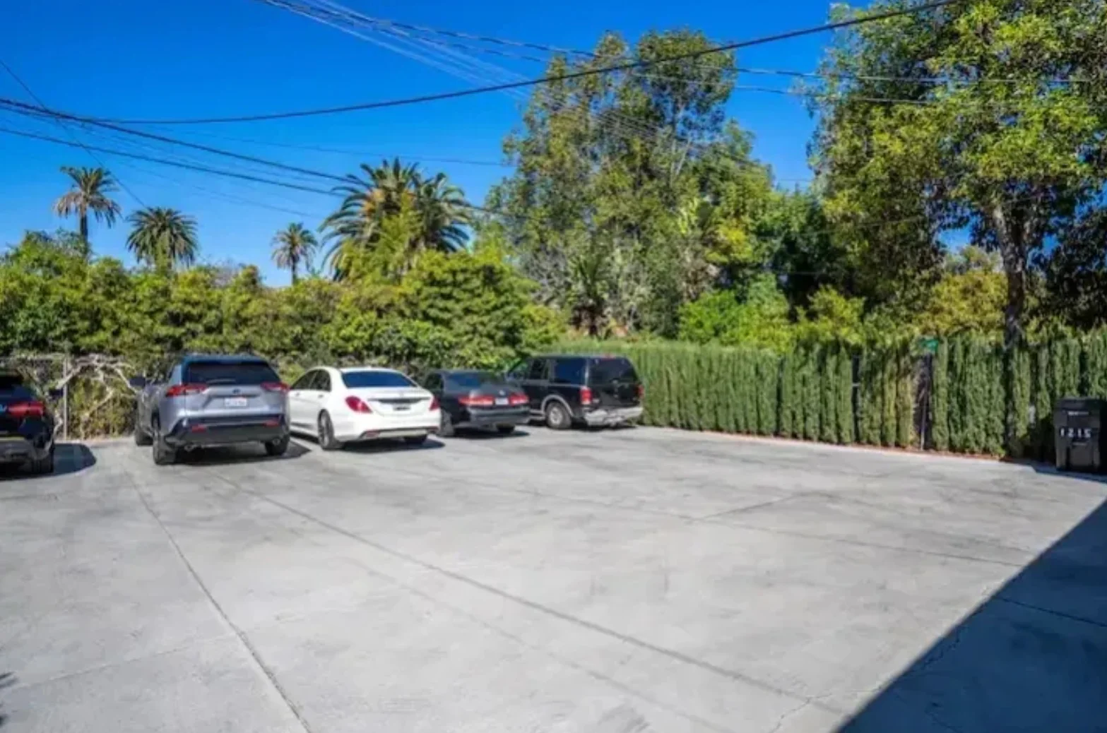 1215 Crenshaw Blvd — Sale in Los Angeles, CA, photo 4 of 5